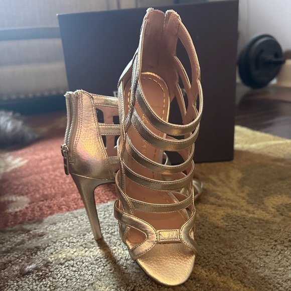 EUC Enzo Angiolini gladiator sandals - Picture 5 of 5